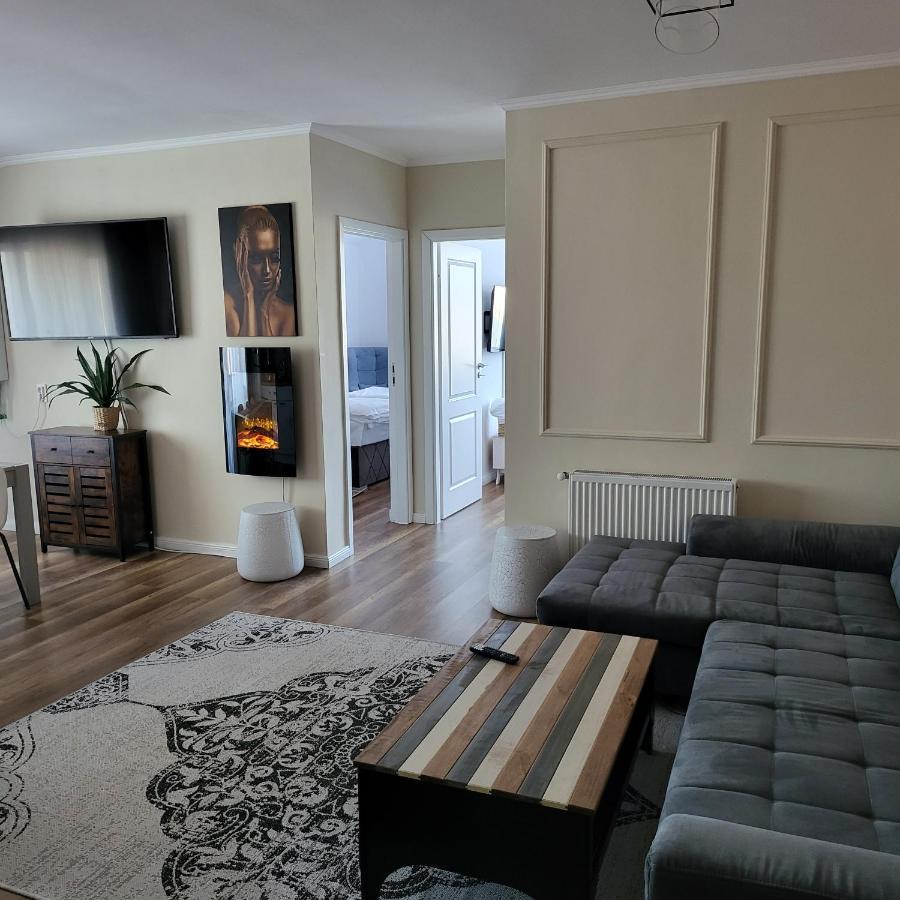 David'S Place Floresti  Bagian luar foto