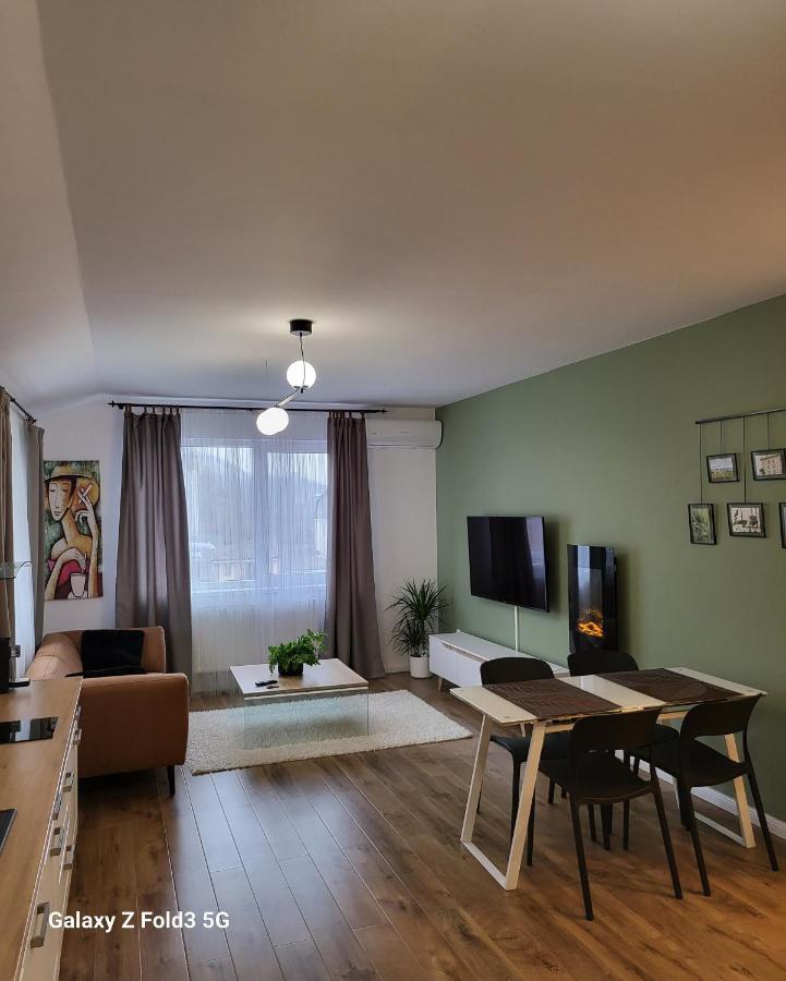 David'S Place Floresti  Bagian luar foto