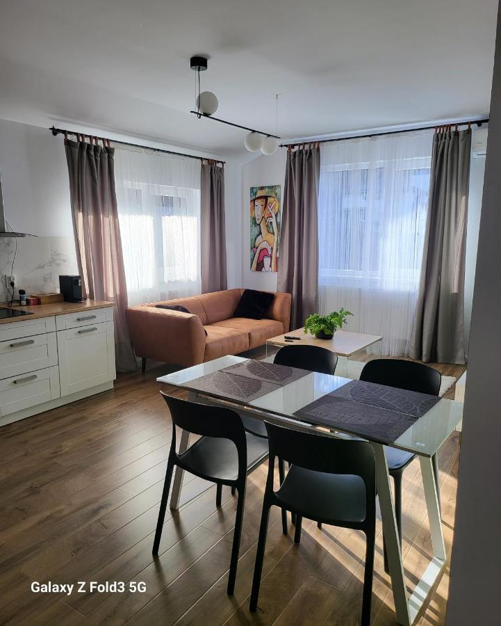 David'S Place Floresti  Bagian luar foto