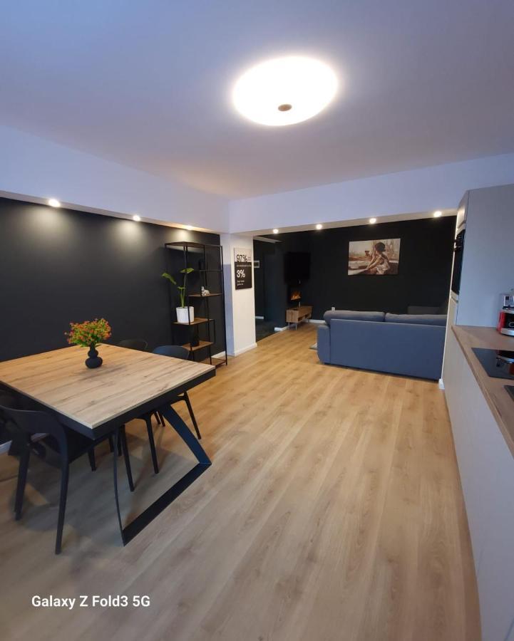 David'S Place Floresti  Bagian luar foto