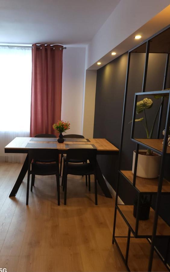 David'S Place Floresti  Bagian luar foto