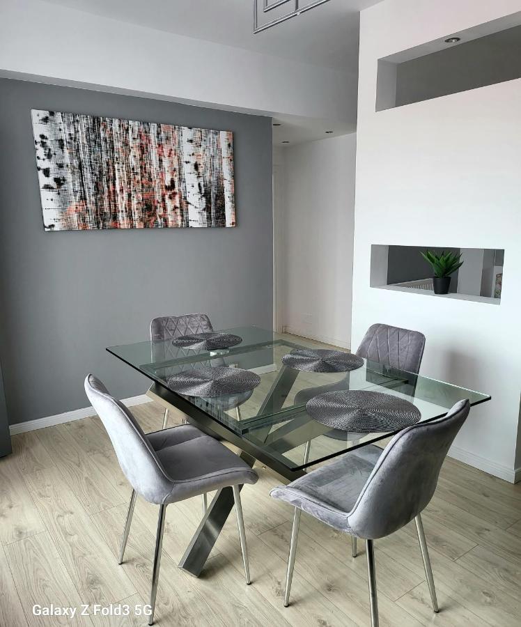 David'S Place Floresti  Bagian luar foto
