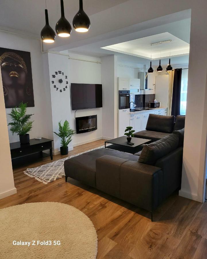 David'S Place Floresti  Bagian luar foto