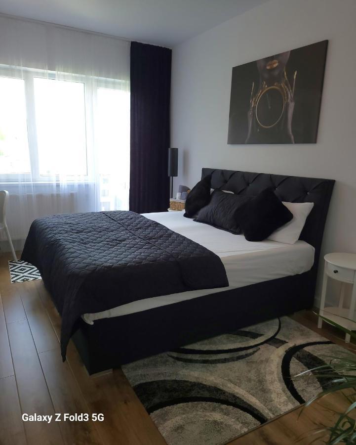 David'S Place Floresti  Bagian luar foto