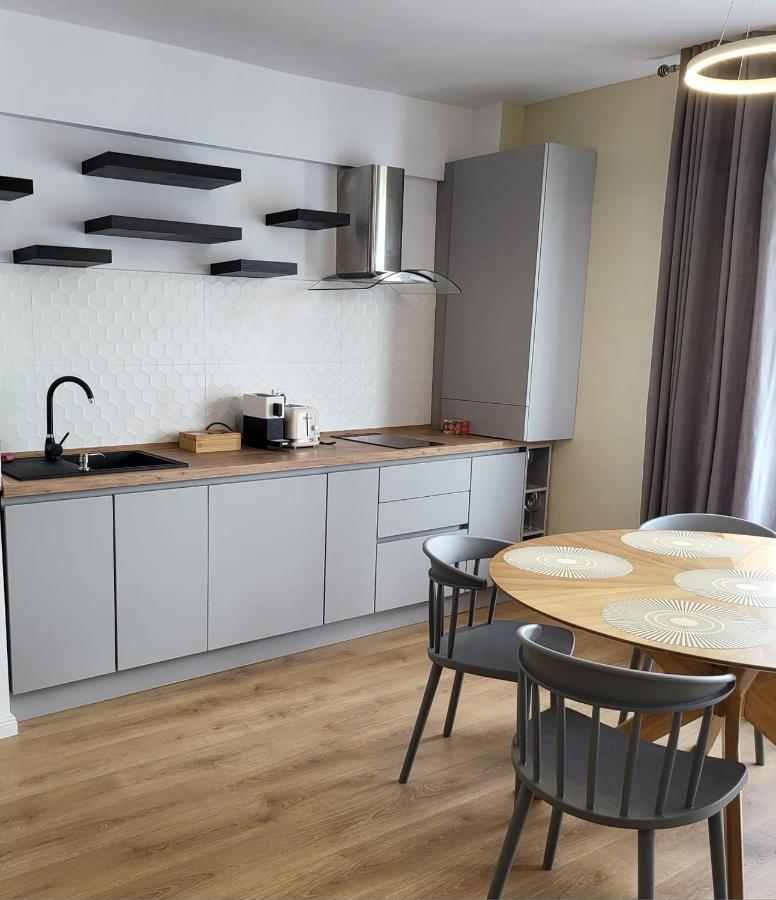 David'S Place Floresti  Bagian luar foto