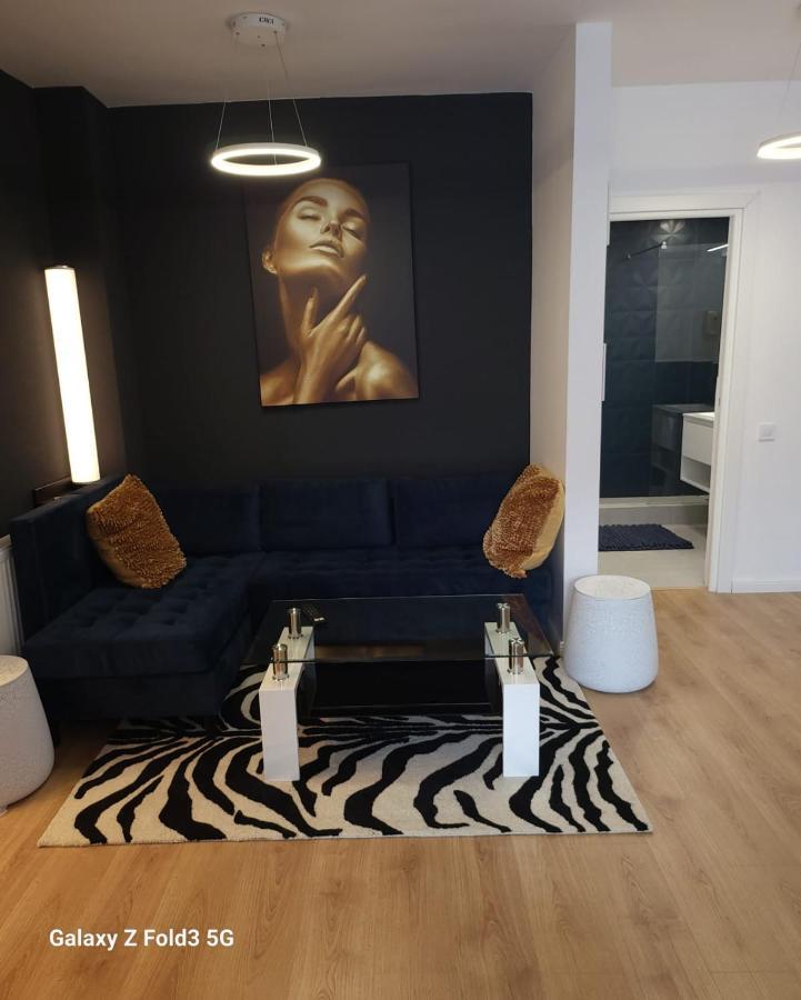 David'S Place Floresti  Bagian luar foto