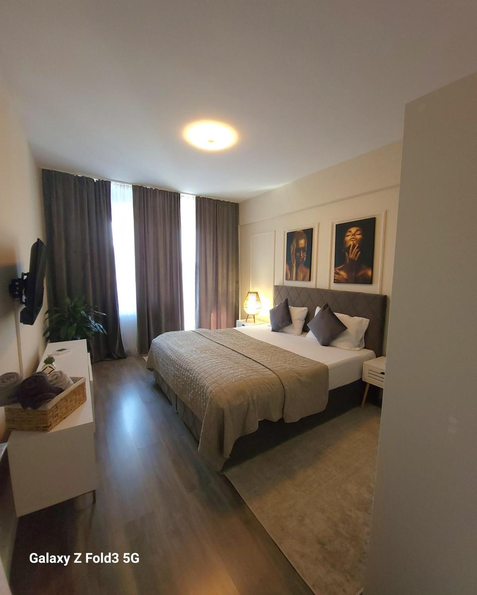 David'S Place Floresti  Bagian luar foto